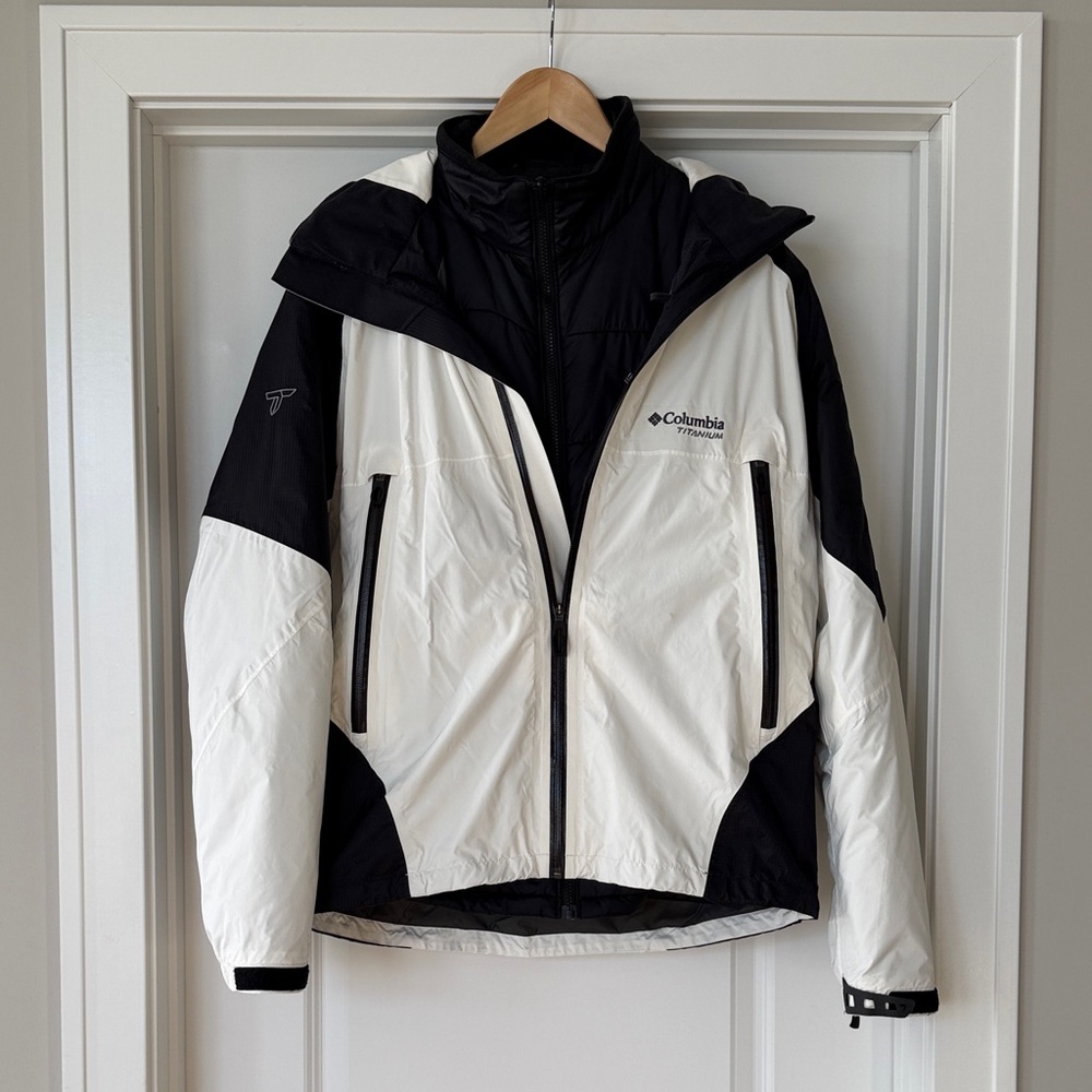 Columbia Two-Tone Black and White Interchange Jacket (two jackets in 1)